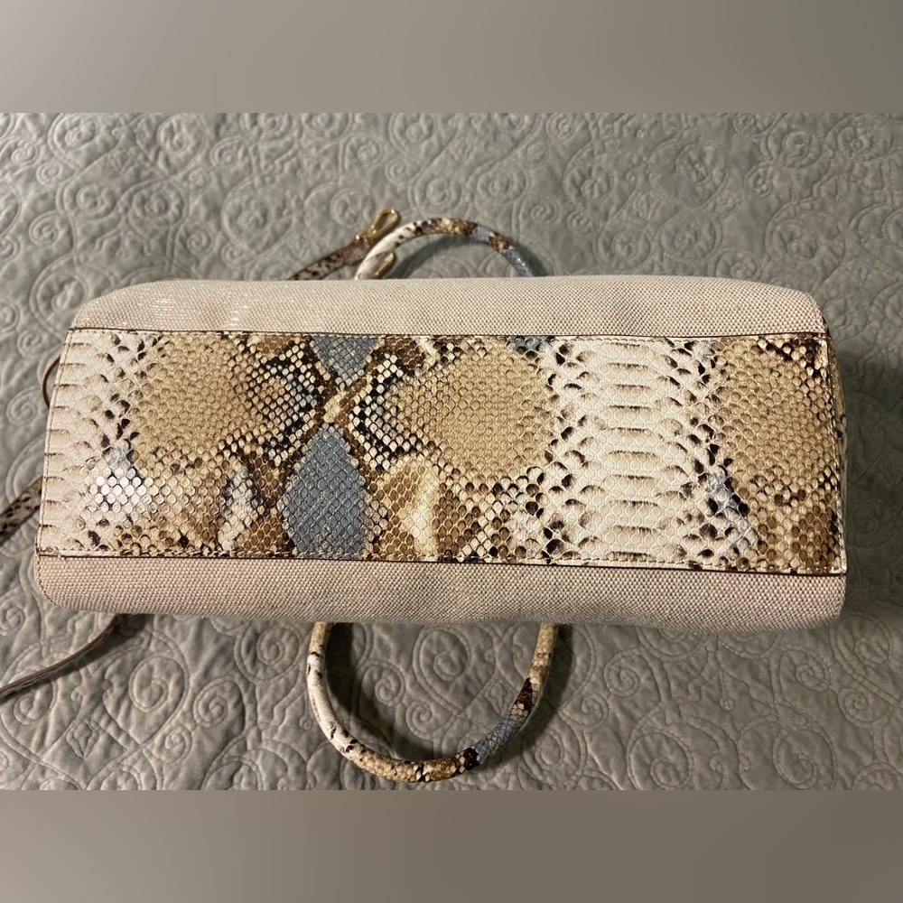 Faux Snakeskin and Cloth Metallic Anne Klein Purse - Picture 3 of 16